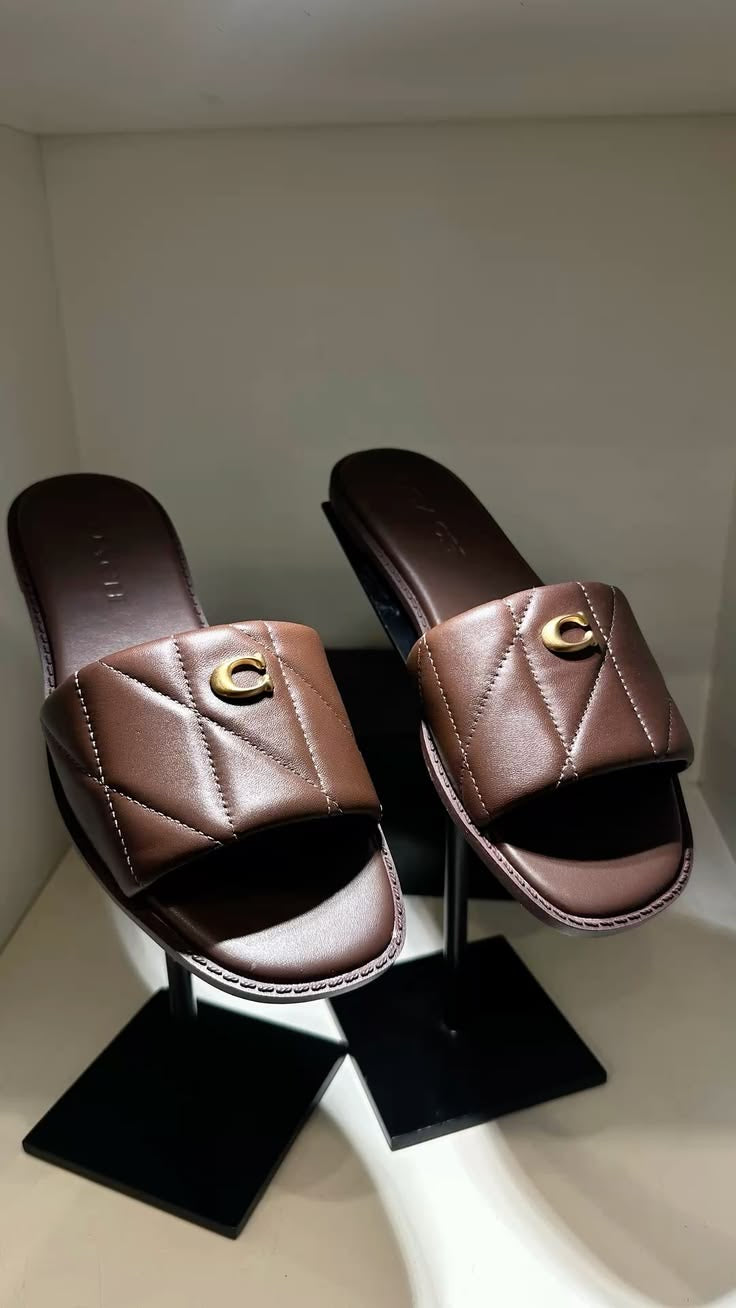 Mule Coach Quilted Noir