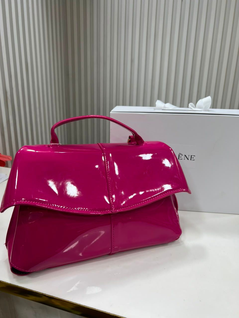 Sac à Main Polene Verni  – Cuir Laqué Structure