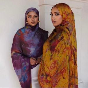 Hijab Satin Imprimé Floral — Kaki & Rose