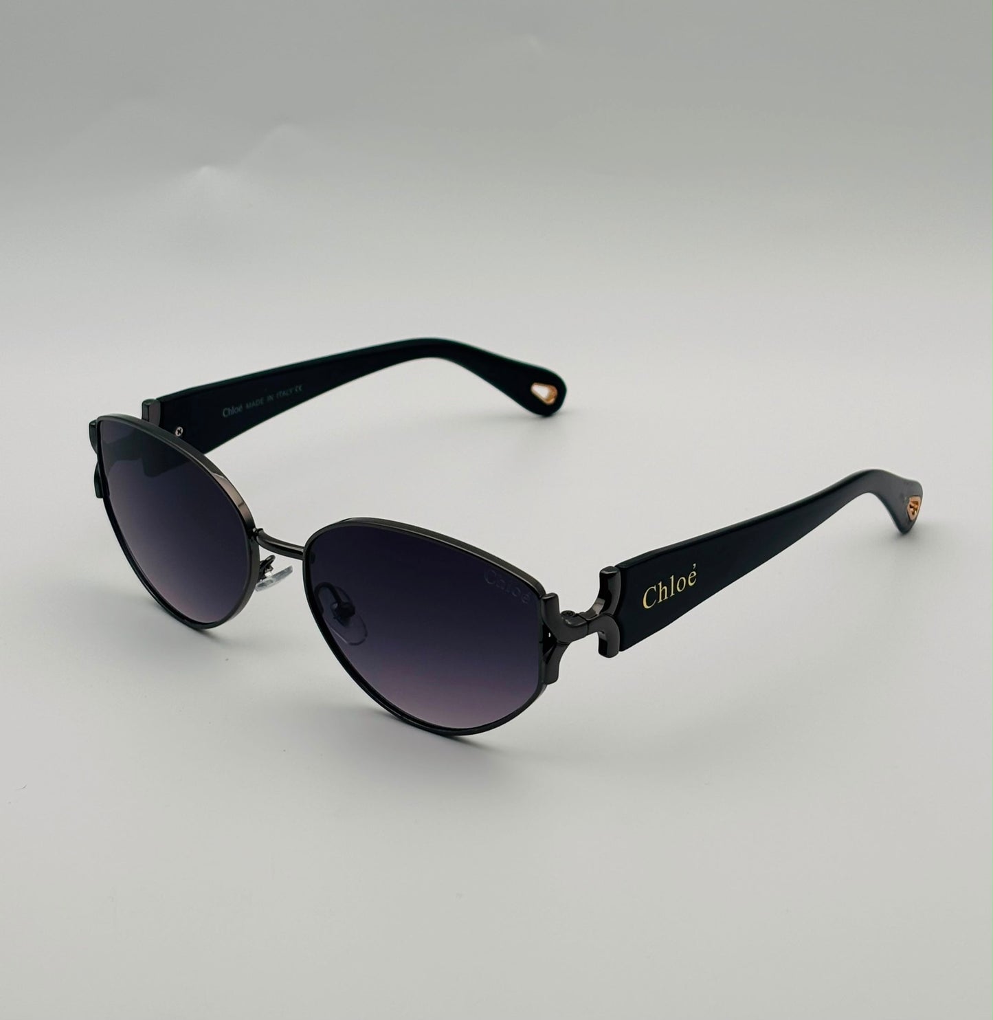 Lunettes de Soleil Cat Eye Semi-Cerclées – Verres Fumés & Branches Noires