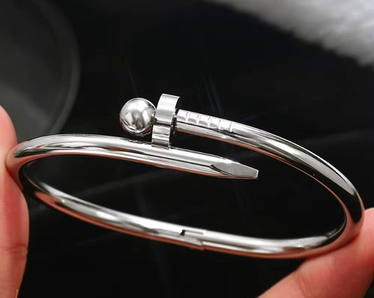 Bracelet Jonc Clou – Acier Argenté