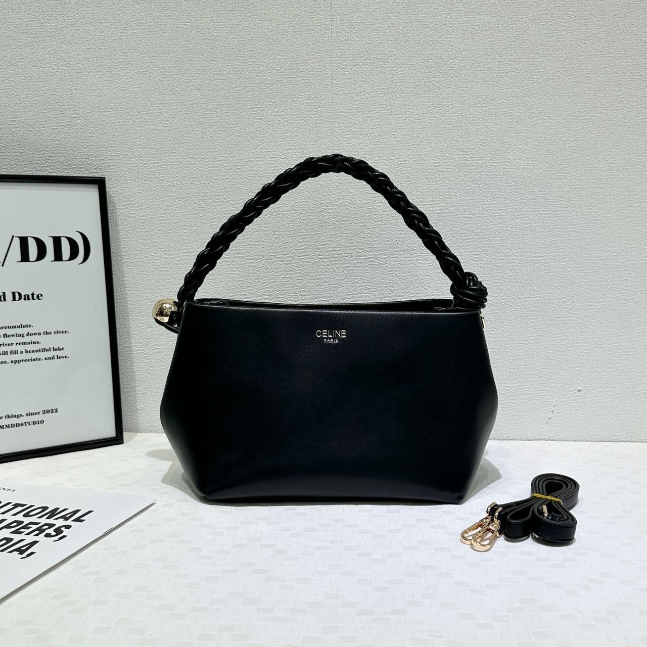 Sac à Main Cuir Noir Anse Tressée
