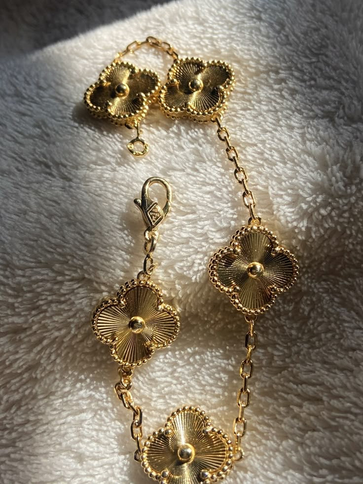 Bracelet Van cleef – Onyx & Nacre sur Chaîne Dorée