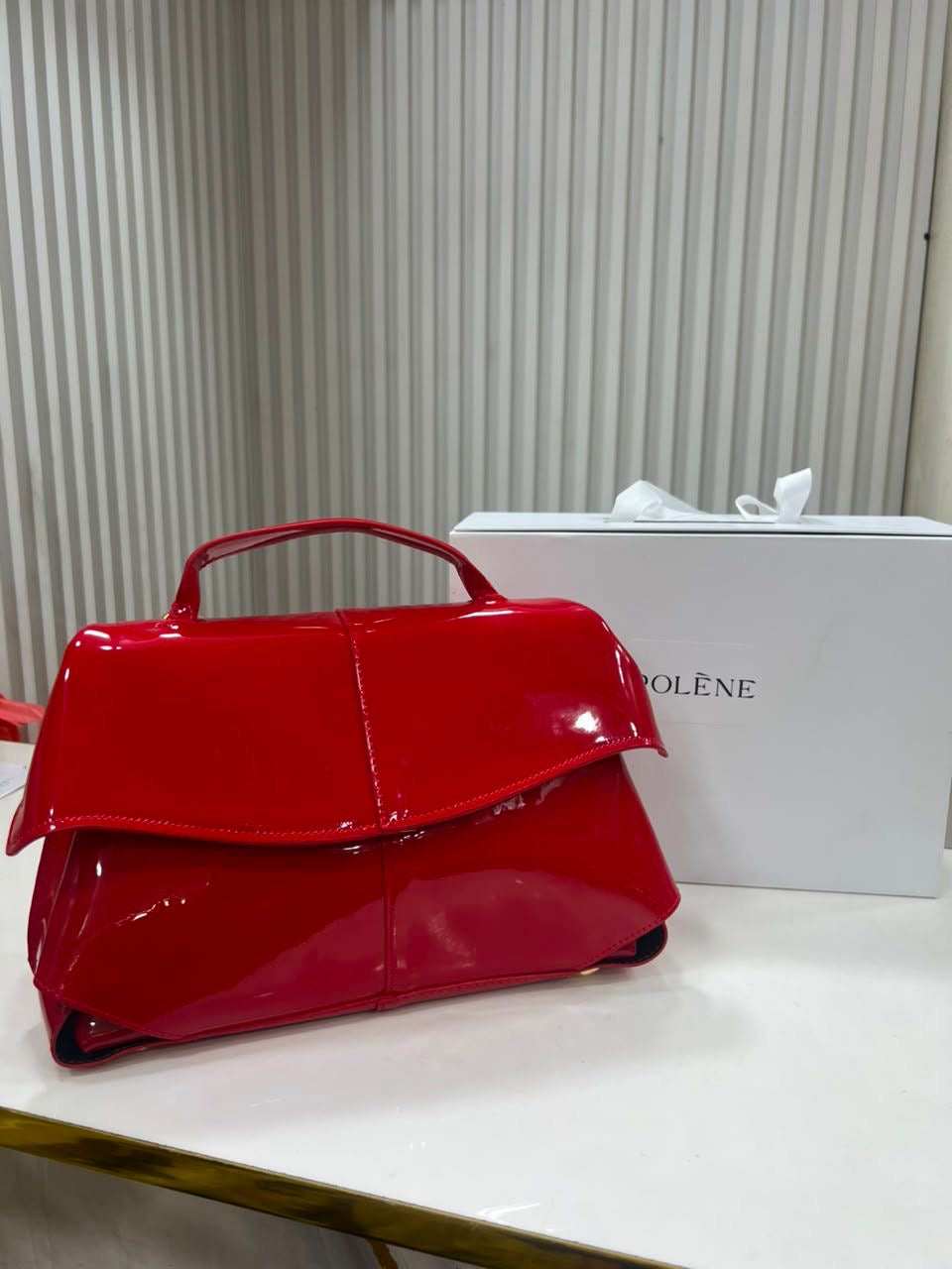 Sac à Main Polene Verni  – Cuir Laqué Structure